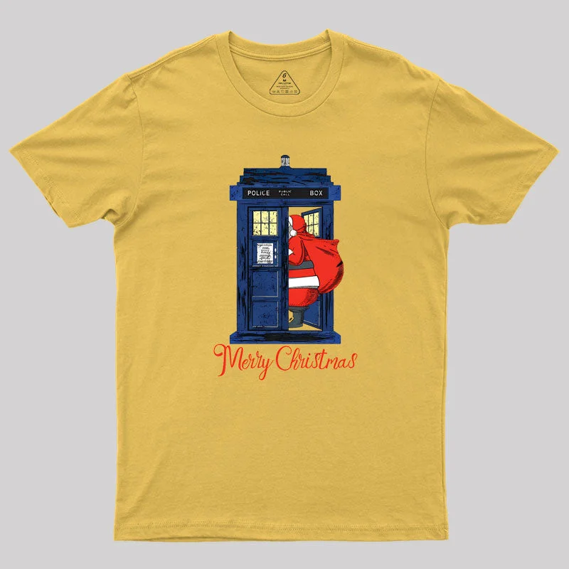 Christmas 1822 - Nicholas Visit The Blue Police Box 2 Geek T-Shirt